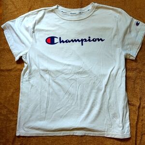 Champion tshirt